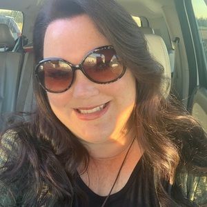 Meet your Posher, Cassie